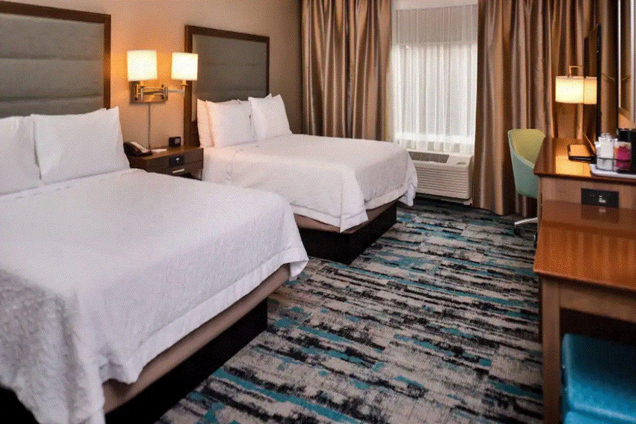 Hampton & Lacey, Wa Hotel Olympia