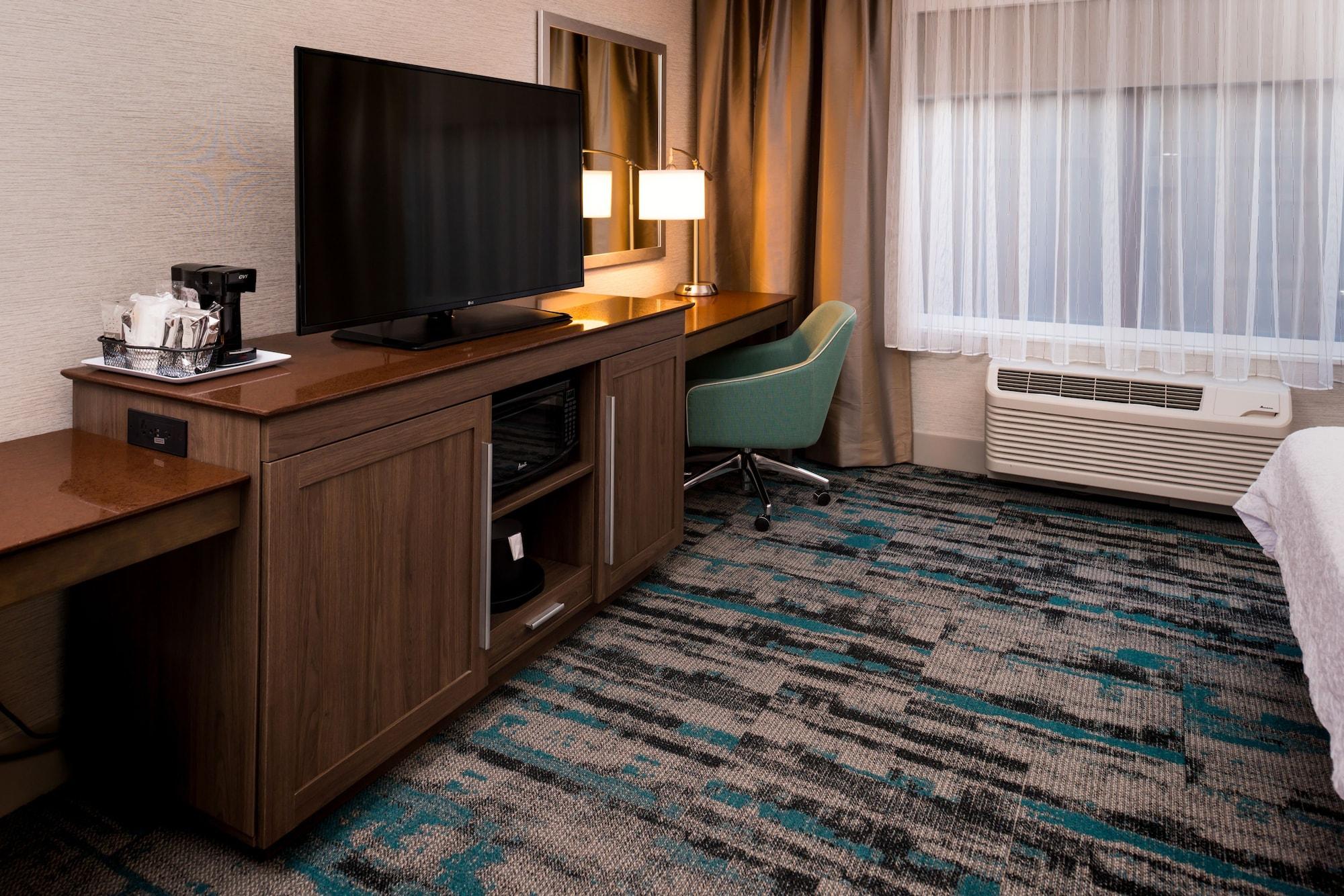 Hampton & Lacey, Wa Hotel 3*